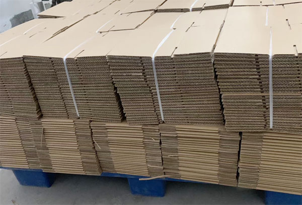 全自動粘箱機(jī)加工成品